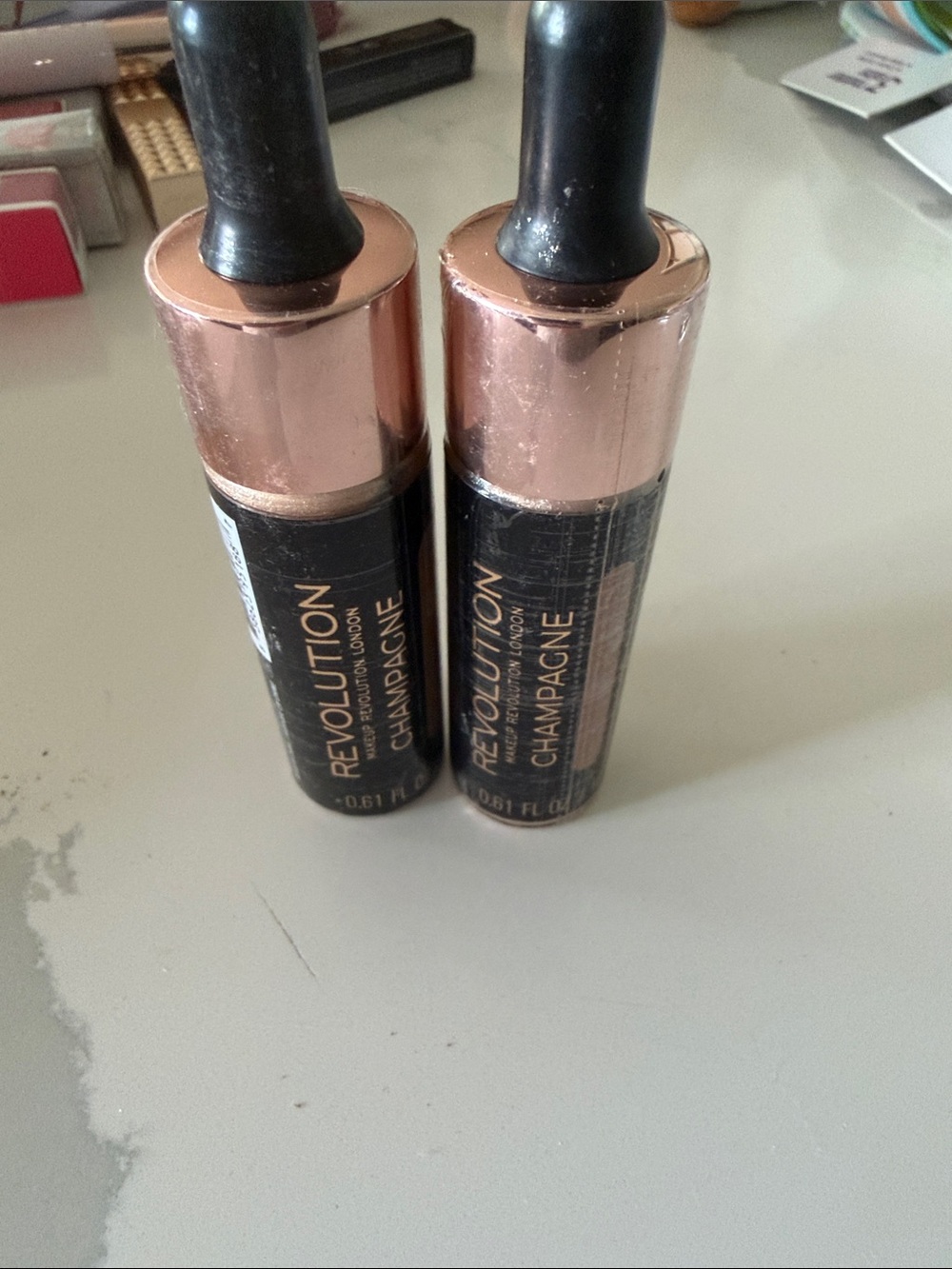 Revolution Champagne Liquid Highlighter - Rose Gold Cap